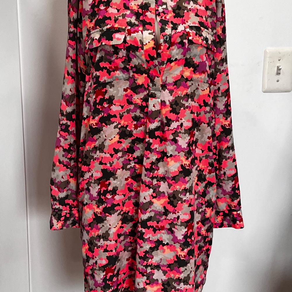 GAP Vibrant Camouflage Print Blouse